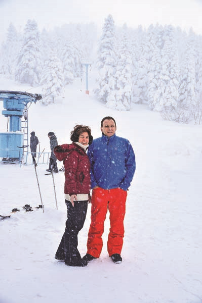 YARIYIL TATİLİNDE  ULUDAĞ’DAN KAR MANZARALARI 