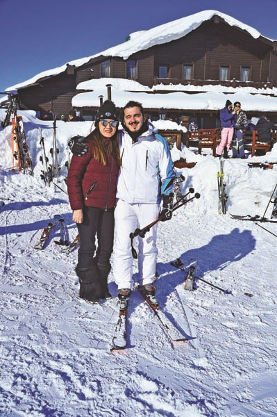 YARIYIL TATİLİNDE  ULUDAĞ’DAN KAR MANZARALARI 