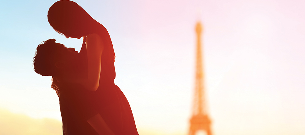 YOLCULUK SEVGİLİYLE GÜZELDİR;  14 ŞUBAT’TA ONA  DÜNYALARI HEDİYE EDİN!