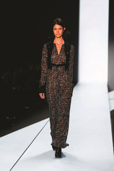 ALMAN TASARIMCI DOROTHEE SCHUMACHER HAYAT TARZI YARATMAYI HEDEFLİYOR