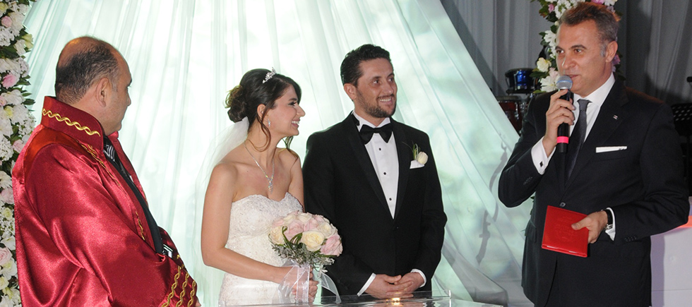 ÖZLEM TORUNOĞULLARI & REYHAN ÖZTÜRK BEKLENEN DÜĞÜN