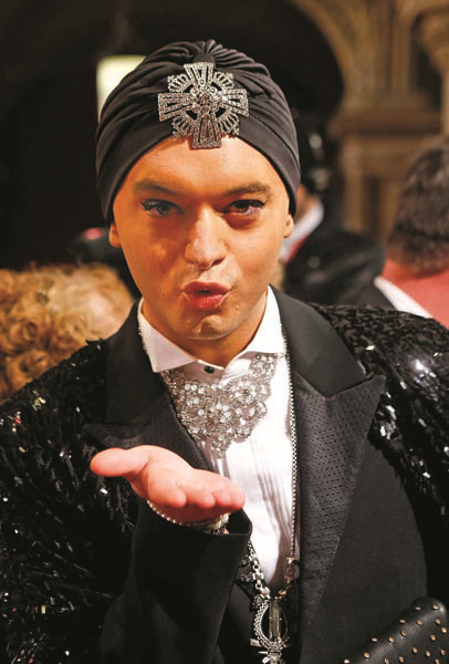 MUHTEŞEM OPERA BİNASINDA ROMANTİZMİN DORUKLARINDA VİYANA OPERA BALOSU