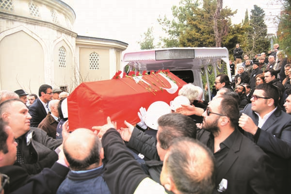 İBRAHİM ARIKAN SON YOLCULUĞUNA UĞURLANDI