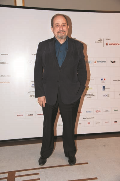 EĞER MÜZİK AŞKIN GIDASIYSA DURMADAN ÇALINIZ