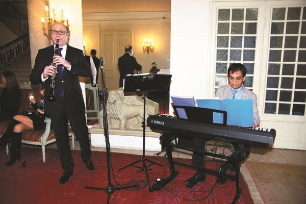 İTALYAN ÇANTA MARKASI İÇİN VENEDİK SARAYI’NDA BULUŞTULAR