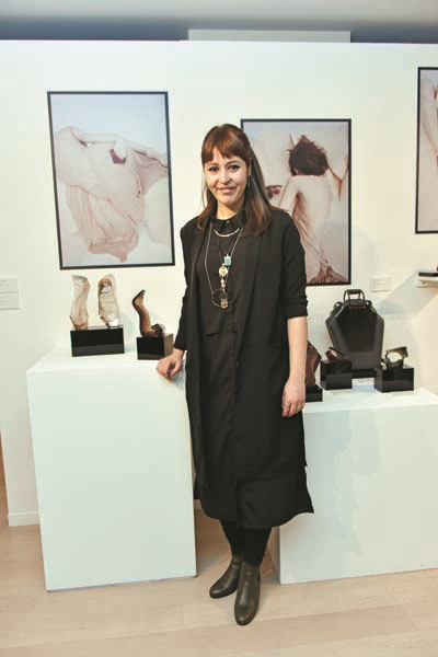 GÜNLÜK YAŞAMDA İŞLEV YÜKLENEN SANAT ESERLERİ  