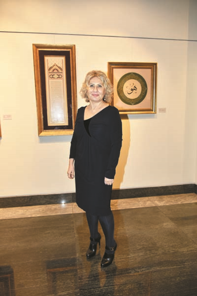 EDA ŞAHAN’IN  ALTINLA SÜSLENMİŞ TEZHİPLERİ