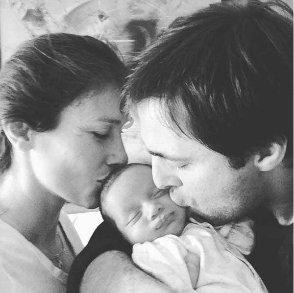 SOSYAL MEDYADAN SEVGİLİLER GÜNÜ PAYLAŞIMLARI