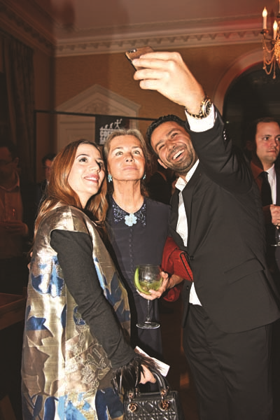 FRANSIZ SARAYI’NDA  AŞK TEMALI DAVET 