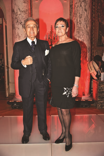 FRANSIZ SARAYI’NDA  AŞK TEMALI DAVET 