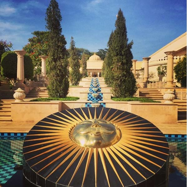 ÇAPA AİLESİNİN HİNDİSTAN GEZİSİ