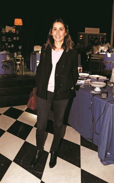 SÜRPRİZLERLE RENKLENEN ALIŞVERİŞ ETKİNLİĞİ