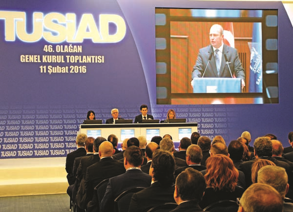 TÜSİAD GENEL KURUL TOPLANTISINDA MUSTAFA KOÇ’A DUYGU YÜKLÜ ANMA