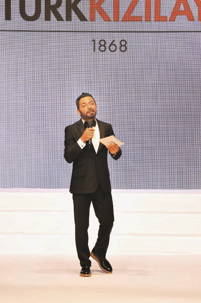 TÜRK KIZILAYI’NA AVŞAR’DAN 1.5 MİLYONLUK YARDIM DEFİLESİ