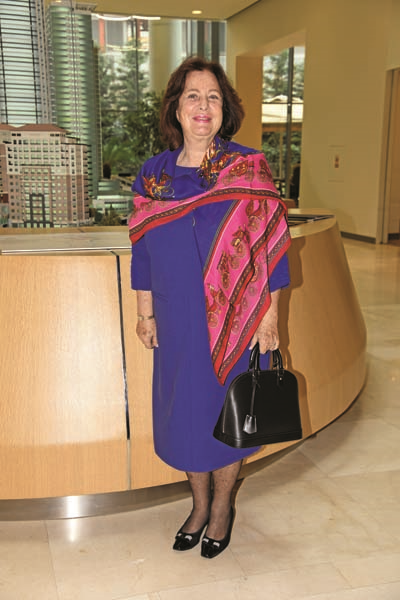 ÇAMLICA’DA CEMİYETİ BULUŞTURAN TANITIM DAVETİNDE YAZ DEFİLESİ