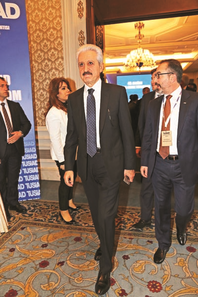 TÜSİAD GENEL KURUL TOPLANTISINDA MUSTAFA KOÇ’A DUYGU YÜKLÜ ANMA