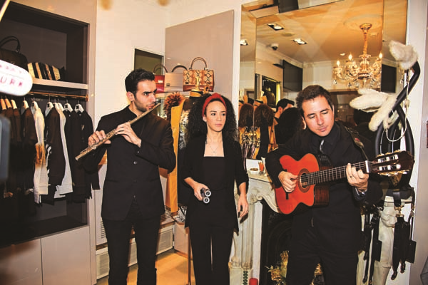 SİNEM NEFESOĞLU MODADA SAFARİ YOLCULUĞU 