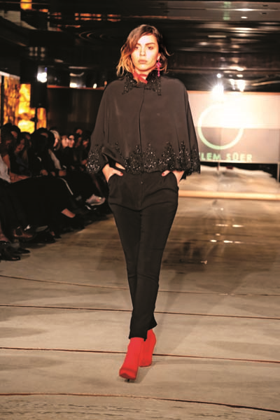 ÖZLEM SÜER DEFİLESİ PARİS’TEN ÖNCE İSTANBUL’DA