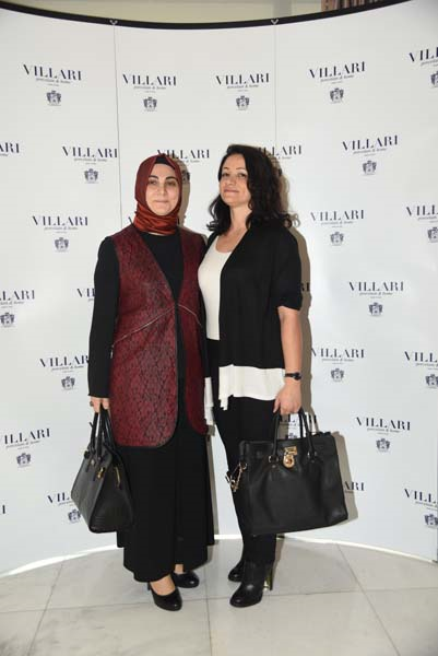 İTALYAN MARKASI YENİ KOLEKSİYONUNU TANITTI