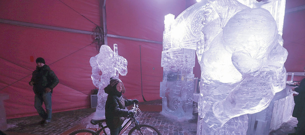 ZAMANA KARŞI KOYAMAYAN  SOĞUKTAN GELEN GÜZELLİK 