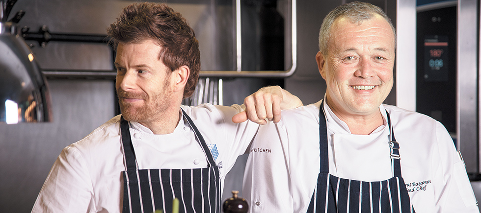 MICHELIN YILDIZLI İNGİLİZ ŞEF TOM AIKENS