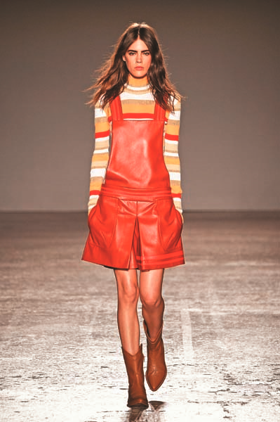 İTALYAN TASARIMCI  CRISTIANO BURANI KUMAŞLARDAN İLHAM ALIYOR