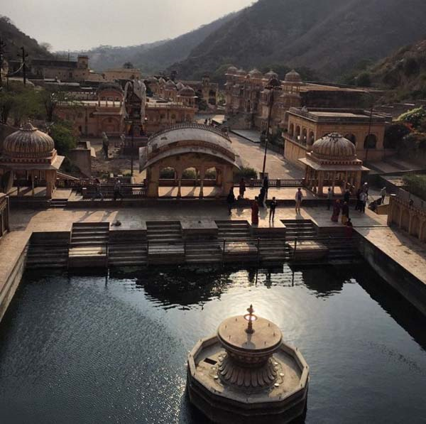 ÇAPA AİLESİNİN HİNDİSTAN GEZİSİ