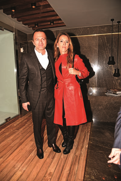 GÜLMAN VE SANDALLI AİLESİ’NDEN NİŞANTAŞI’NDA AÇILIŞ DAVETİ 