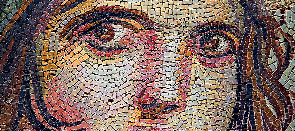 UZUN İNCE BİR 'MOZAİK YOLU'...