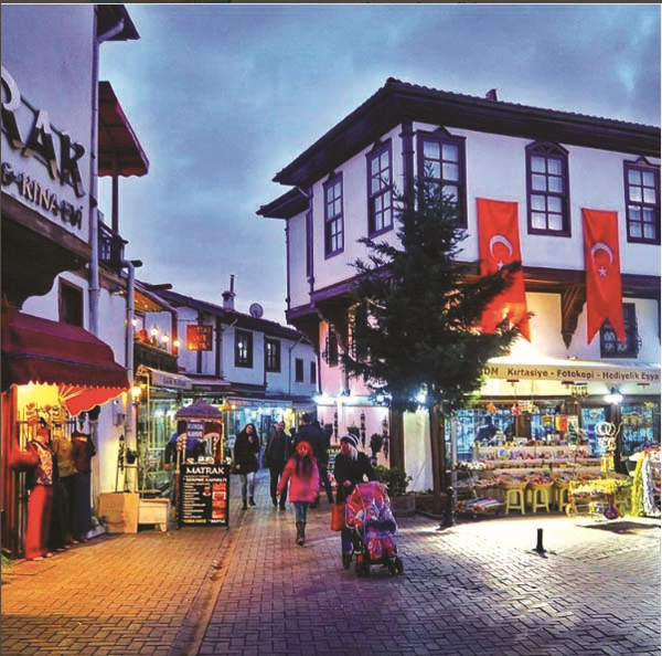 CEMİYET HAYATININ İNSTAGRAM GÜNLÜĞÜ