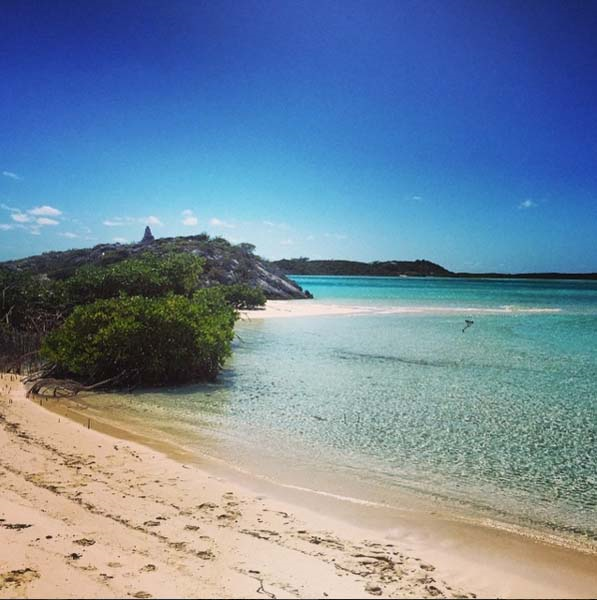 YAKIN DOSTLARIN BAHAMALAR TATİLİ