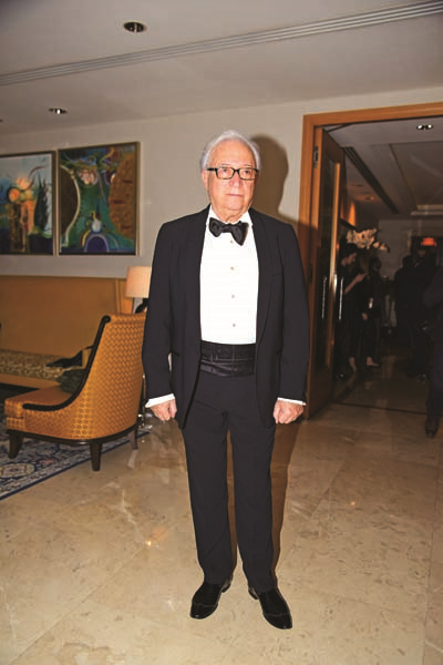 ŞÜKRAN VE EMİL GÜZELİŞ’İN ÇİFTE  YIL DÖNÜMÜ KUTLAMASI