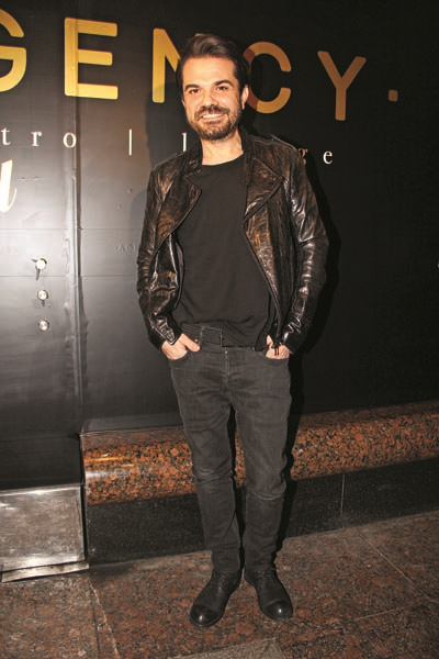 KENAN DOĞULU’NUN ŞARKILARIYLA RENKLENEN NEŞELİ PARTİ 