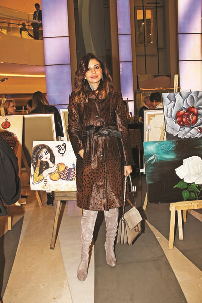 TOPRAK SANAT GALERİSİ’NDEN MİKA-DER YARARINA SERGİ