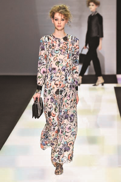 MİLANO MODA HAFTASINDA İTALYANIN USTA TASARIMCILARI BÜYÜLEDİ 