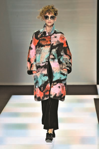 MİLANO MODA HAFTASINDA İTALYANIN USTA TASARIMCILARI BÜYÜLEDİ 