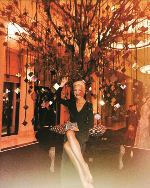 CEMİYET HAYATININ INSTAGRAM GÜNLÜĞÜ