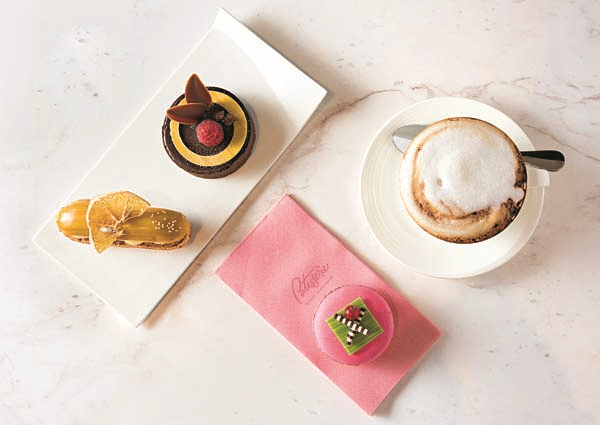 İSTANBUL’A YENİ LEZZET KATACAK TATLI BİR PASTANE