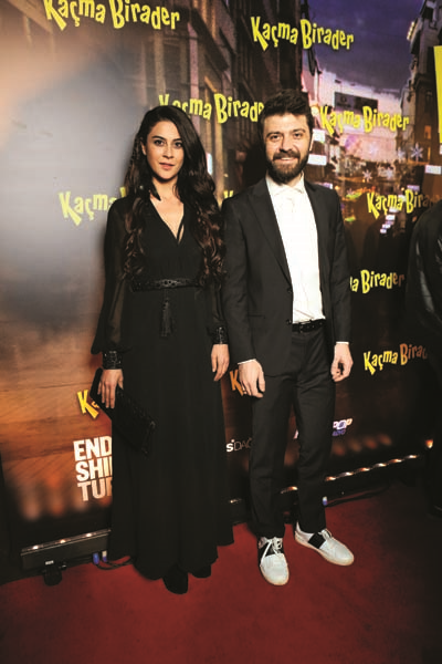 “KAÇMA BİRADER” GALASINA ÜNLÜ AKINI