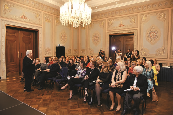 DÜNYA KADINLAR GÜNÜNDE “TARİH BOYUNCA TÜRK KADINI” KONFERANSI