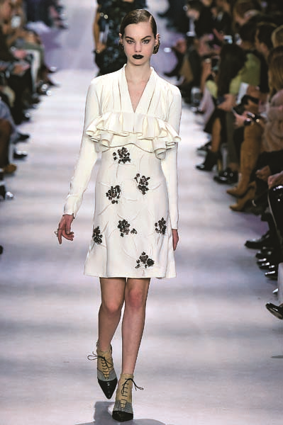 PARİS MODA HAFTASI 2016 - 2017 SONBAHAR-KIŞ KOLEKSİYONLARI