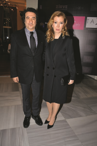 DÜNYA KADINLAR GÜNÜNE ÖZEL DEFİLE