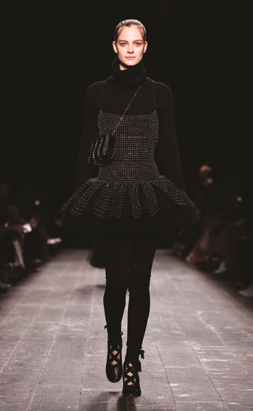 PARİS MODA HAFTASI 2016 - 2017 SONBAHAR-KIŞ KOLEKSİYONLARI