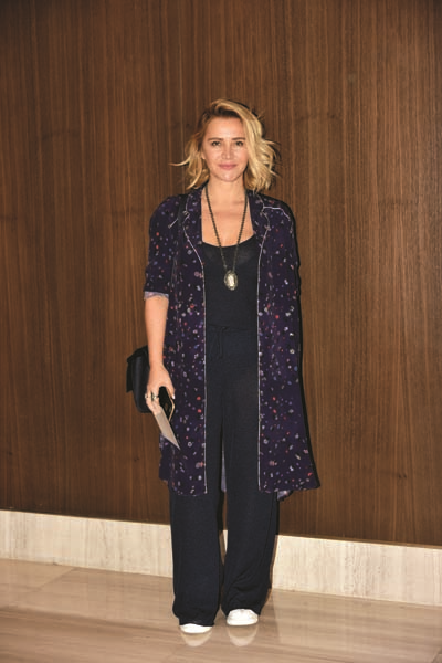 “IŞILTINIZI YANSITIN” TEMALI KERMES VE KONFERANS