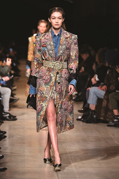 PARİS MODA HAFTASI 2016 - 2017 SONBAHAR-KIŞ KOLEKSİYONLARI