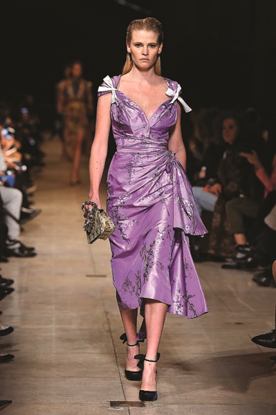 PARİS MODA HAFTASI 2016 - 2017 SONBAHAR-KIŞ KOLEKSİYONLARI