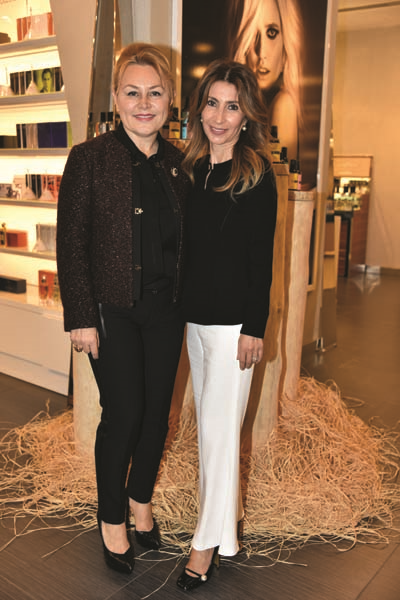 ASLI ŞEN DOĞADAN GELEN GÜZELLİK MARKASINI TANITTI 