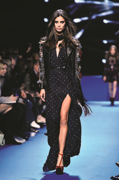 PARİS MODA HAFTASI 2016 - 2017 SONBAHAR-KIŞ KOLEKSİYONLARI