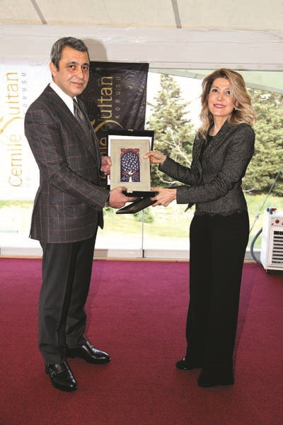 İTO CEMİLE SULTAN KORUSUNDA KADINLARLA BULUŞTU