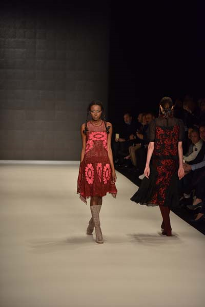  MBFW İSTANBUL 2016 BORA AKSU KOLEKSİYONU